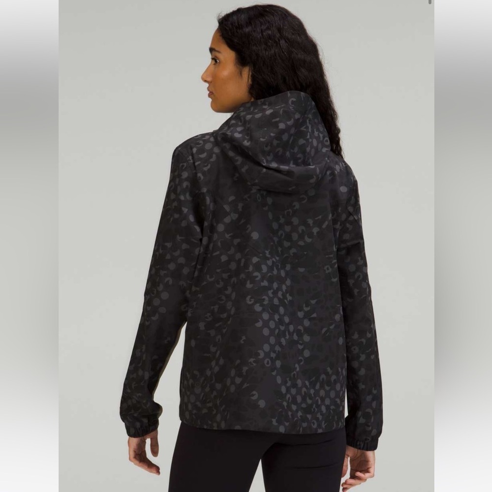Lululemon Women’s Packable Water Repellent Jacket Size 4 Primal Dot Max Black - Picture 2 of 10
